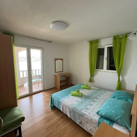 Apartman 6 Majba Zaglavice